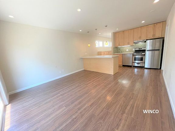 2nd image of 61 Lakeview Dr