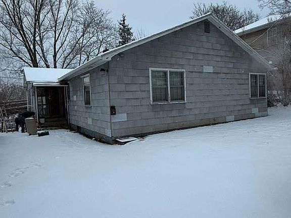 2nd image of 17 Allen Street