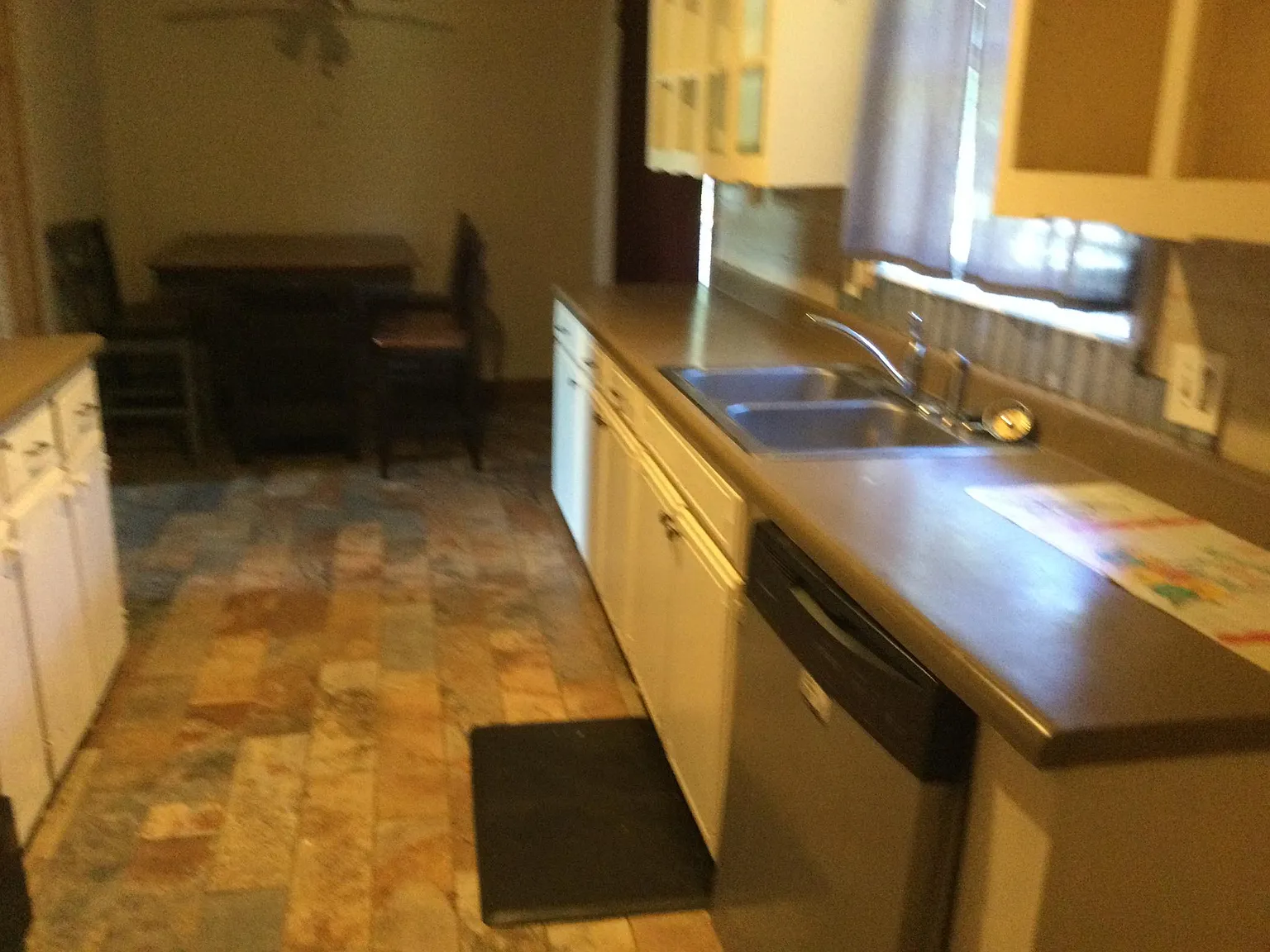 3 bed, 1500 sqft, $1,900 — Photo 3
