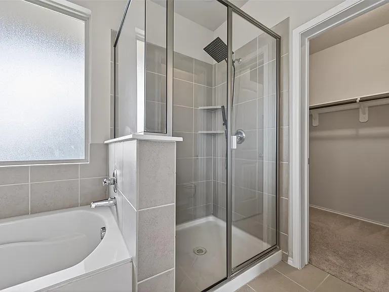 2519 Northern Great White Ct — Photo 24