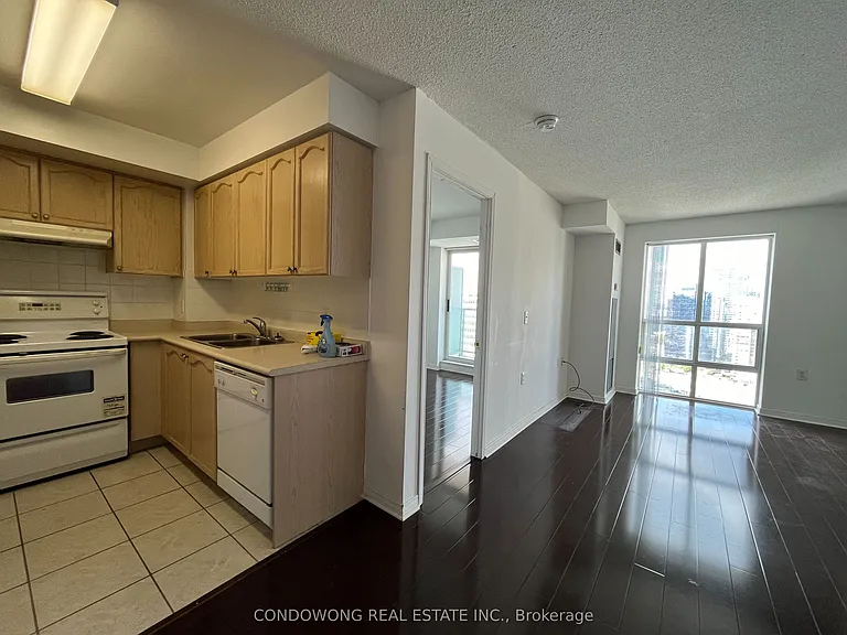 22 Olive Ave #2305 — Photo 1