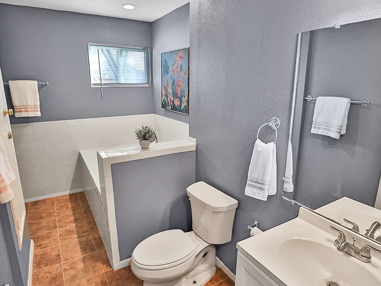 4322 Waikiki Dr — Photo 20