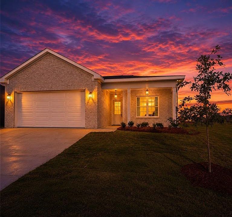 1st image of 3201 Landkart Ave