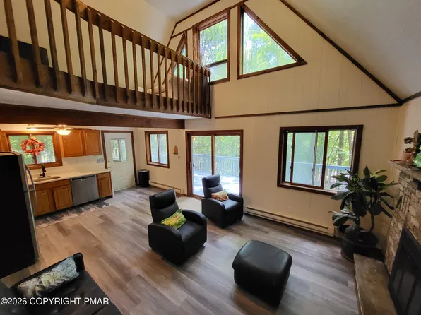 193 Bellingham Dr, Bushkill, PA 18324