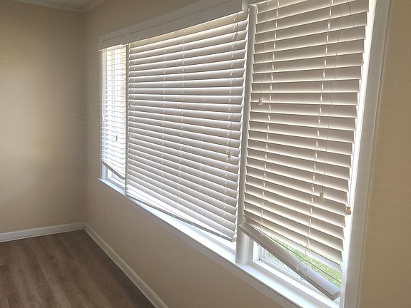 5th image of 5318 Lawrence Dr