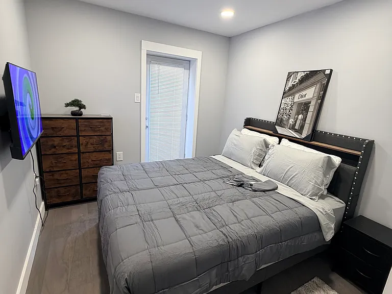314 Pennell St #1 — Photo 8