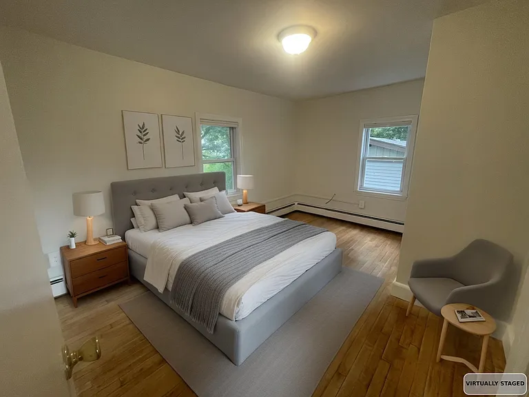 29 Central St #2 — Photo 6