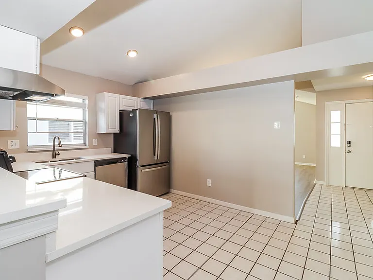 5303 Macbeth Ct — Photo 6
