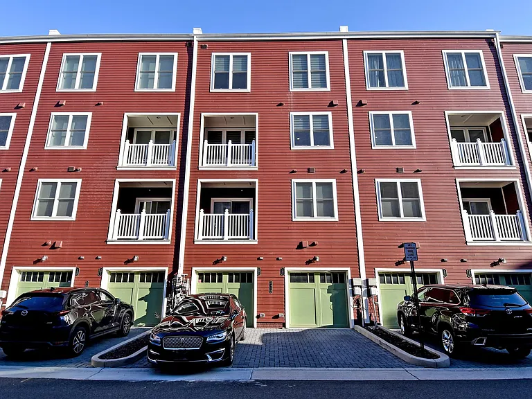 1418 Main Line Blvd #102 — Photo 41