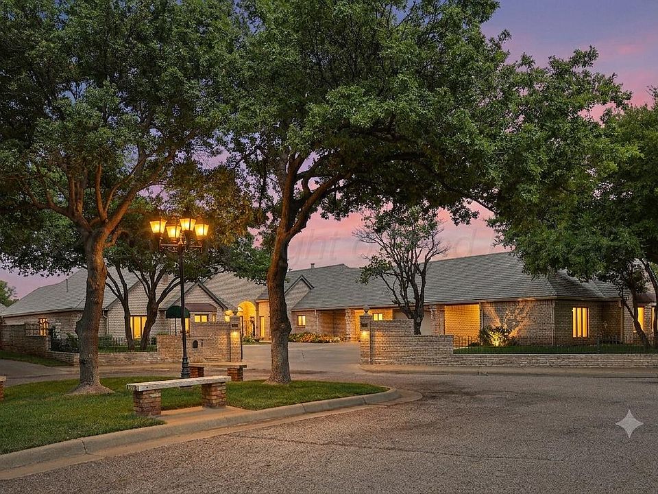1st image of 7216 Versailles Dr