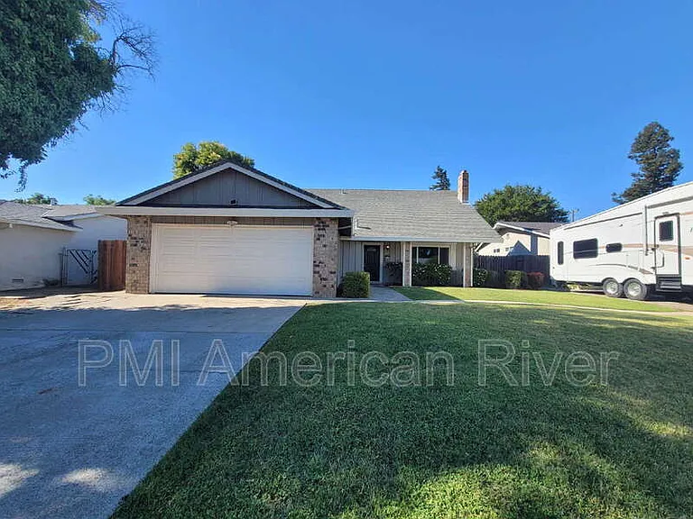 8924 Sutters Gold Dr — Photo 1