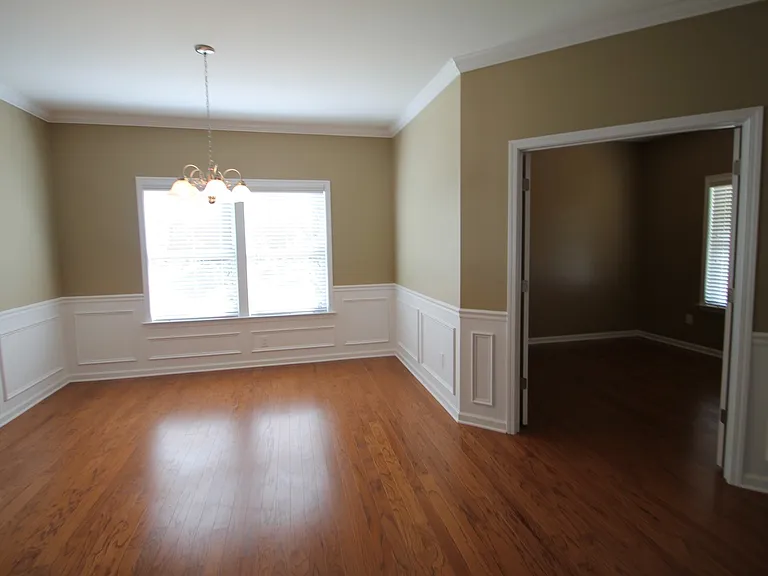 1112 Jasmine Dr — Photo 4