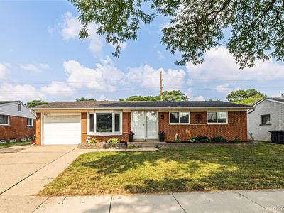 14629 Newburgh Rd, Livonia, MI, 48154