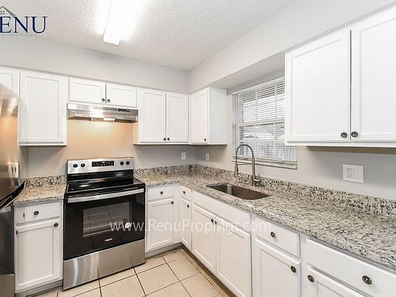 2nd image of 10932 Naples Ct N