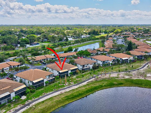 2nd image of 13865 Royal Palm Court