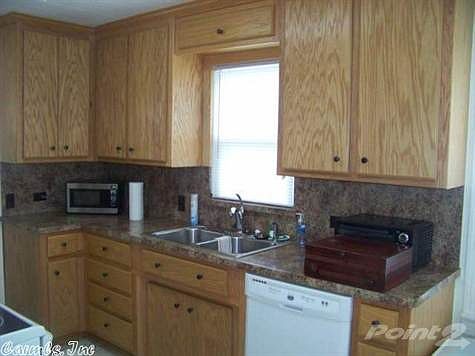 4th image of 1718 Evans St