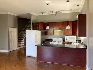 3rd image of 2229 W Washington Blvd #3