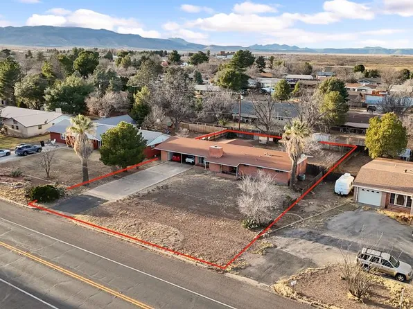 509 E Hendryx Ave, Alpine, TX 79830