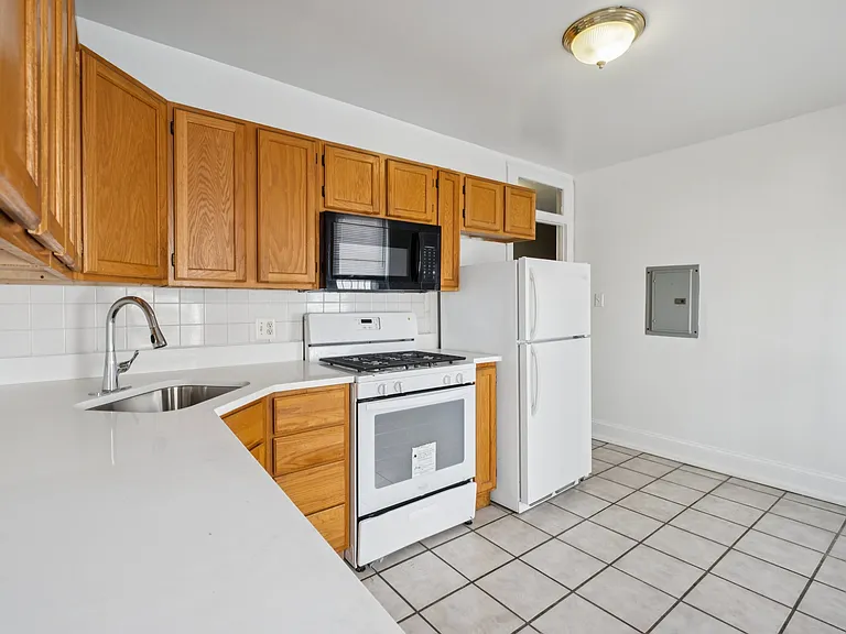 4143 Ridge Ave #3 — Photo 13