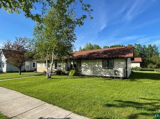 2025 E 10th St, Superior, WI 54880