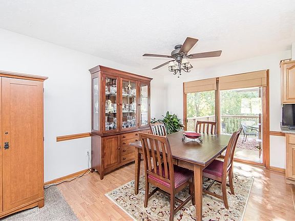 5th image of 1624 Liberty Dr