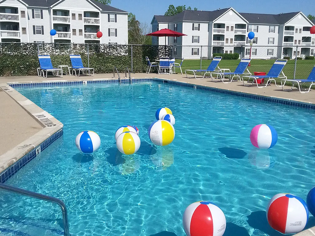 Fairfax Apartments - Lansing, MI — Photo 1
