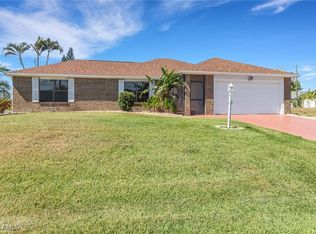 1201 NE 3rd St, Cape Coral, FL 33909