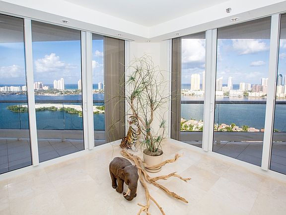 2nd image of 7000 Island Blvd APT 2809