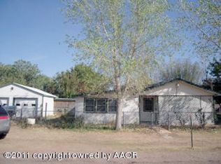 206 West St, Fritch, TX 79036