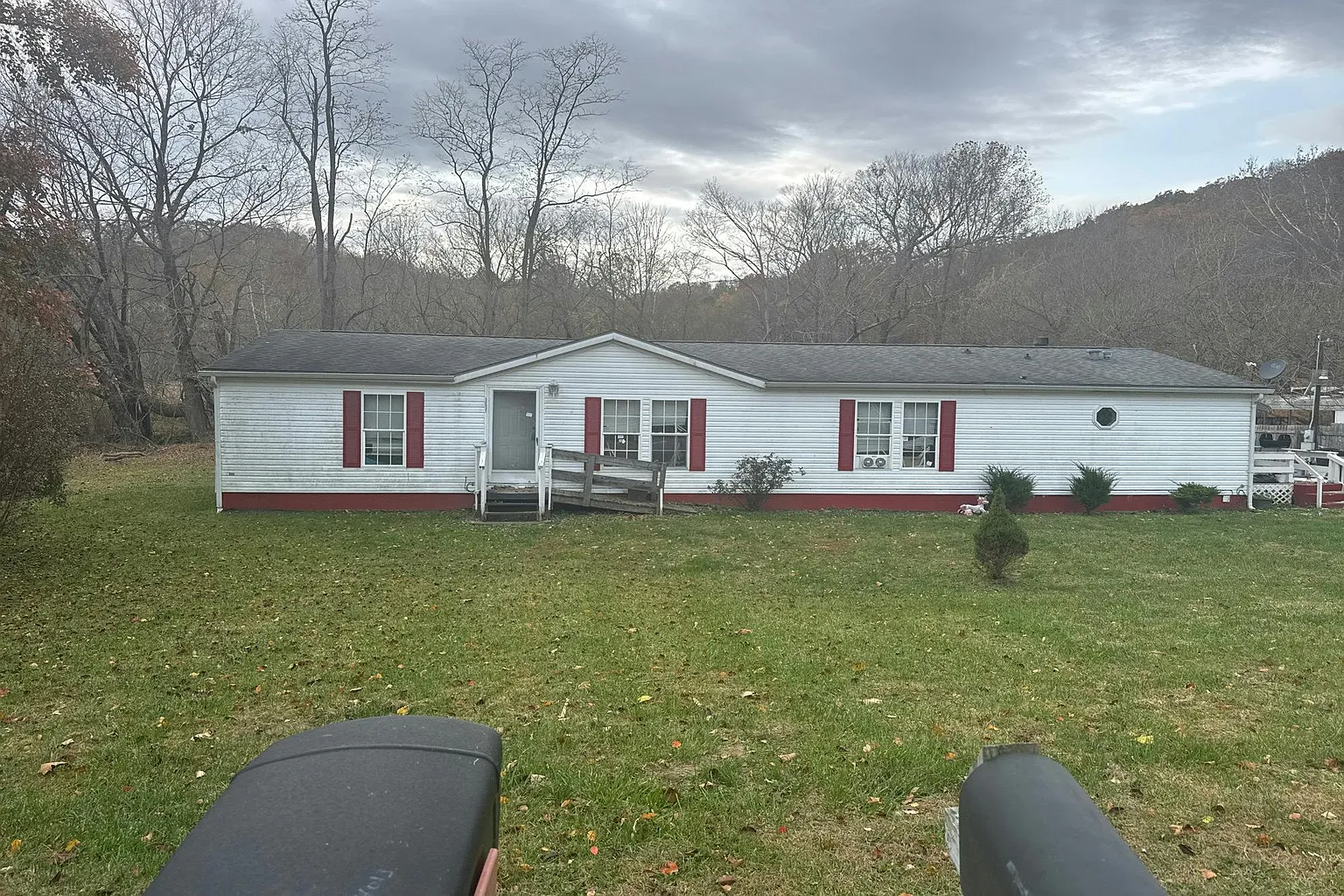4013 Piketon Rd photo 1