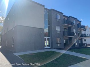 21 Leroy Pl APT 1D, Red Bank, NJ 07701