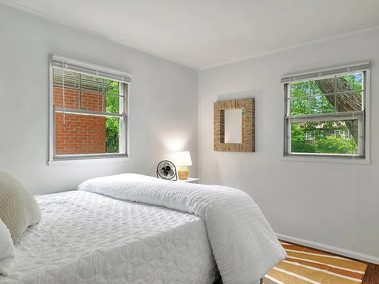 303 Hessel Blvd — Photo 18