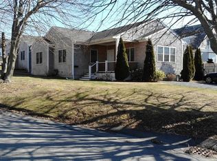 9-11 Hoover Rd, Middletown, RI 02842