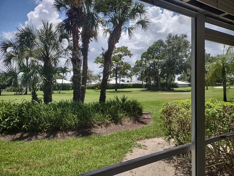 18081 SE Country Club Dr #341 — Photo 14