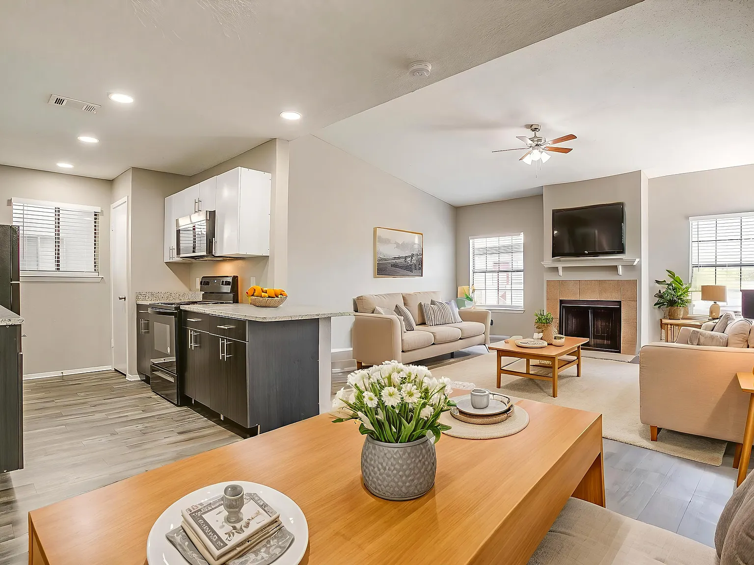 Portofino Apartments — Photo 1