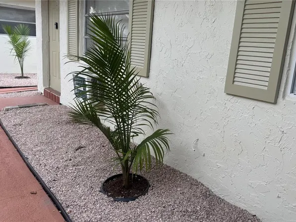 1880 NW 59th Way, Sunrise, FL 33313