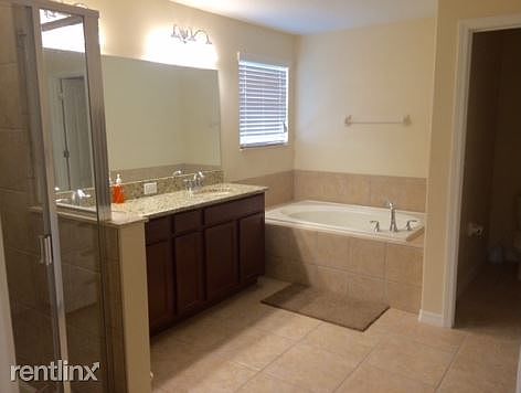 3rd image of 10165 Celtic Ash Dr