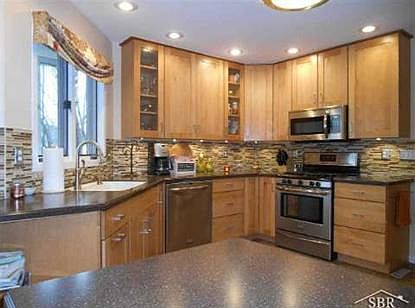 3rd image of 8114 Creston Dr