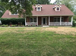 2001 Liberty Dr, Liberty, MO 64068