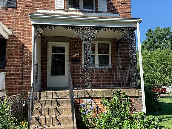 2nd image of 205 Evans La