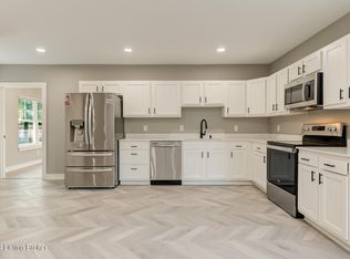 365 Highway 44 W, Shepherdsville, KY 40165