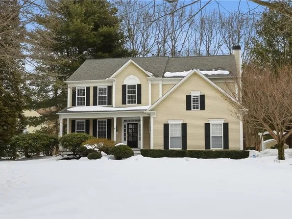442 Sleepy Hollow Farm Rd, Warwick, RI 02886