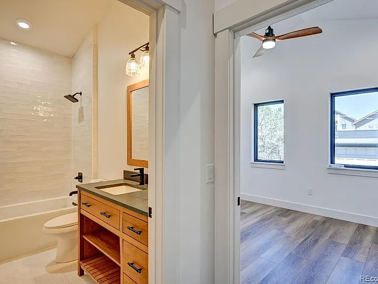 424 Pinon St — Photo 14