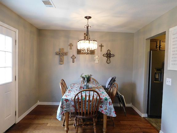 5th image of 107 Marberry Pl