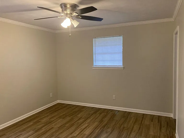 5504 Randolph St — Photo 9