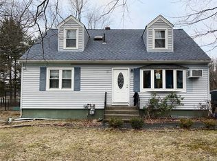 3 Blue Bird Rd, Monsey, NY 10952