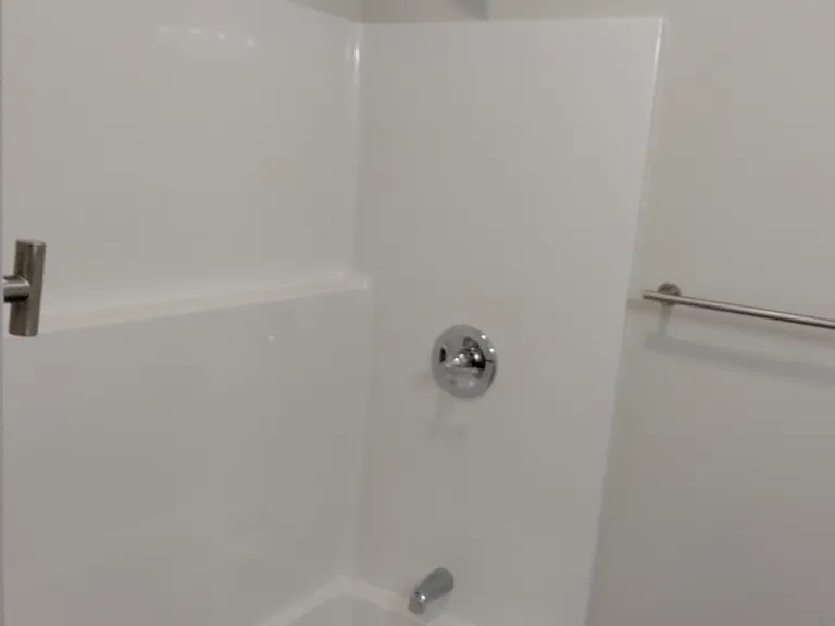 109 Hardy St — Photo 16