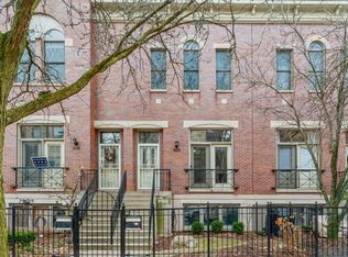 1219 W Lexington St, Chicago, IL 60607