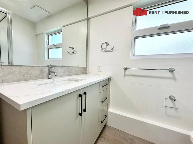 8960 Ash St — Photo 9