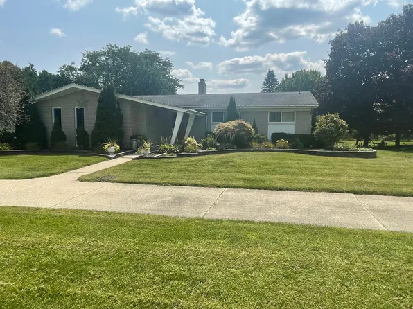 12000 27 Mile Rd, Washington, MI 48094